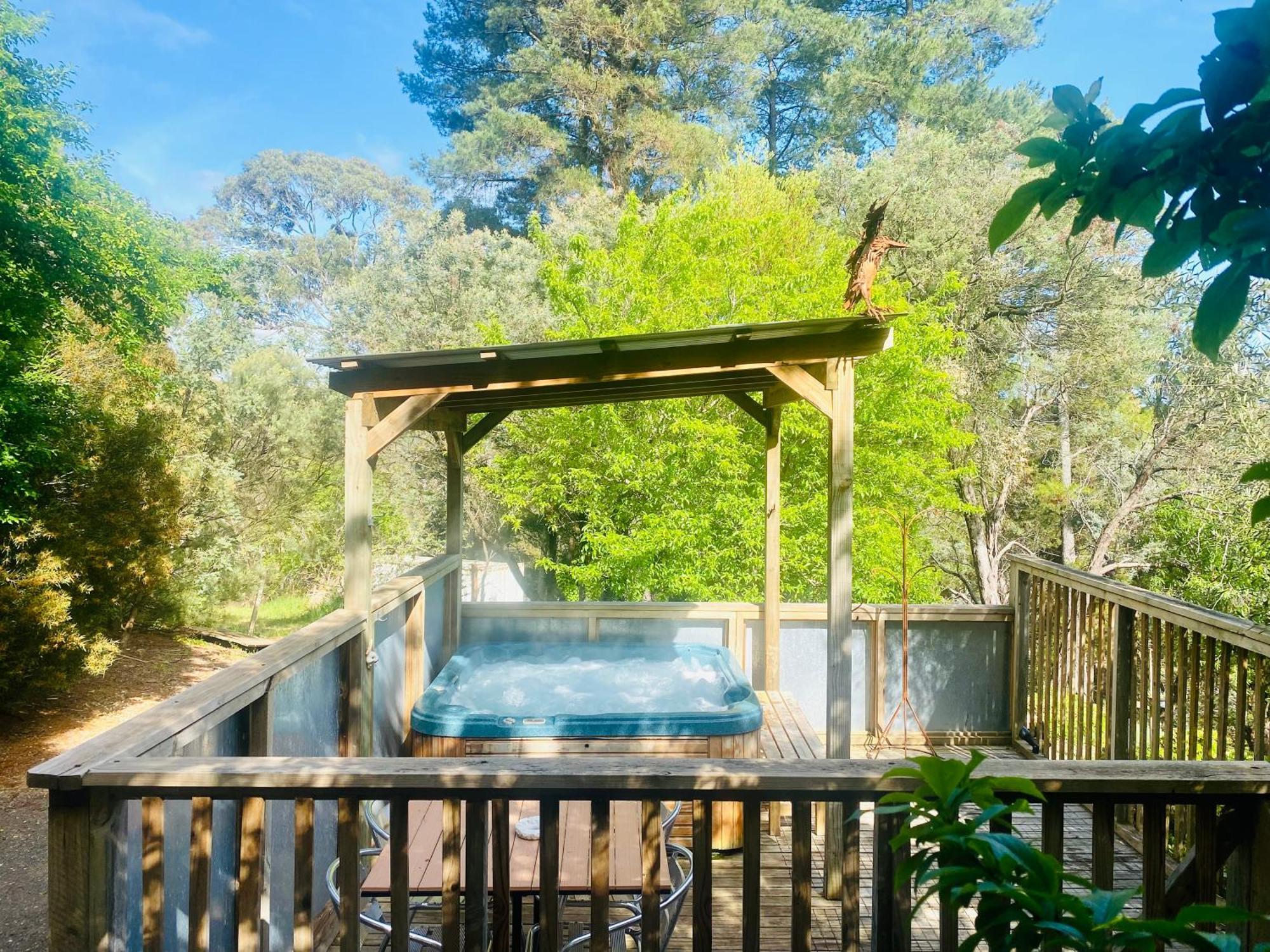 Sutton Spring Art Retreats Apartment Daylesford Exterior photo