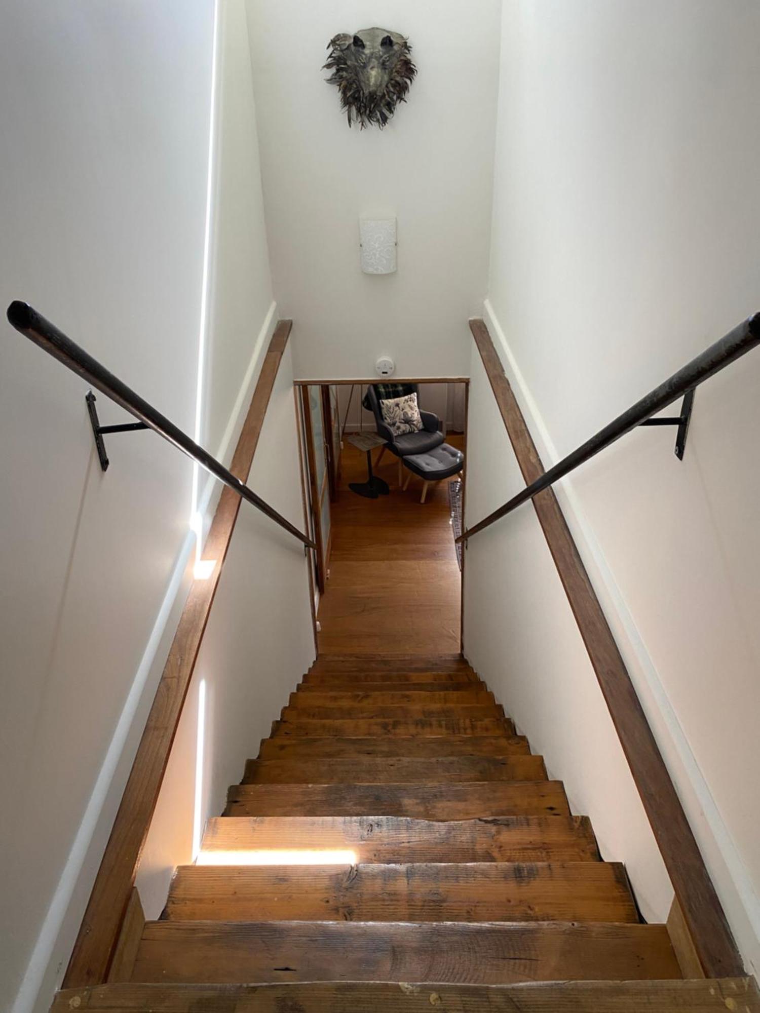 Sutton Spring Art Retreats Apartment Daylesford Room photo