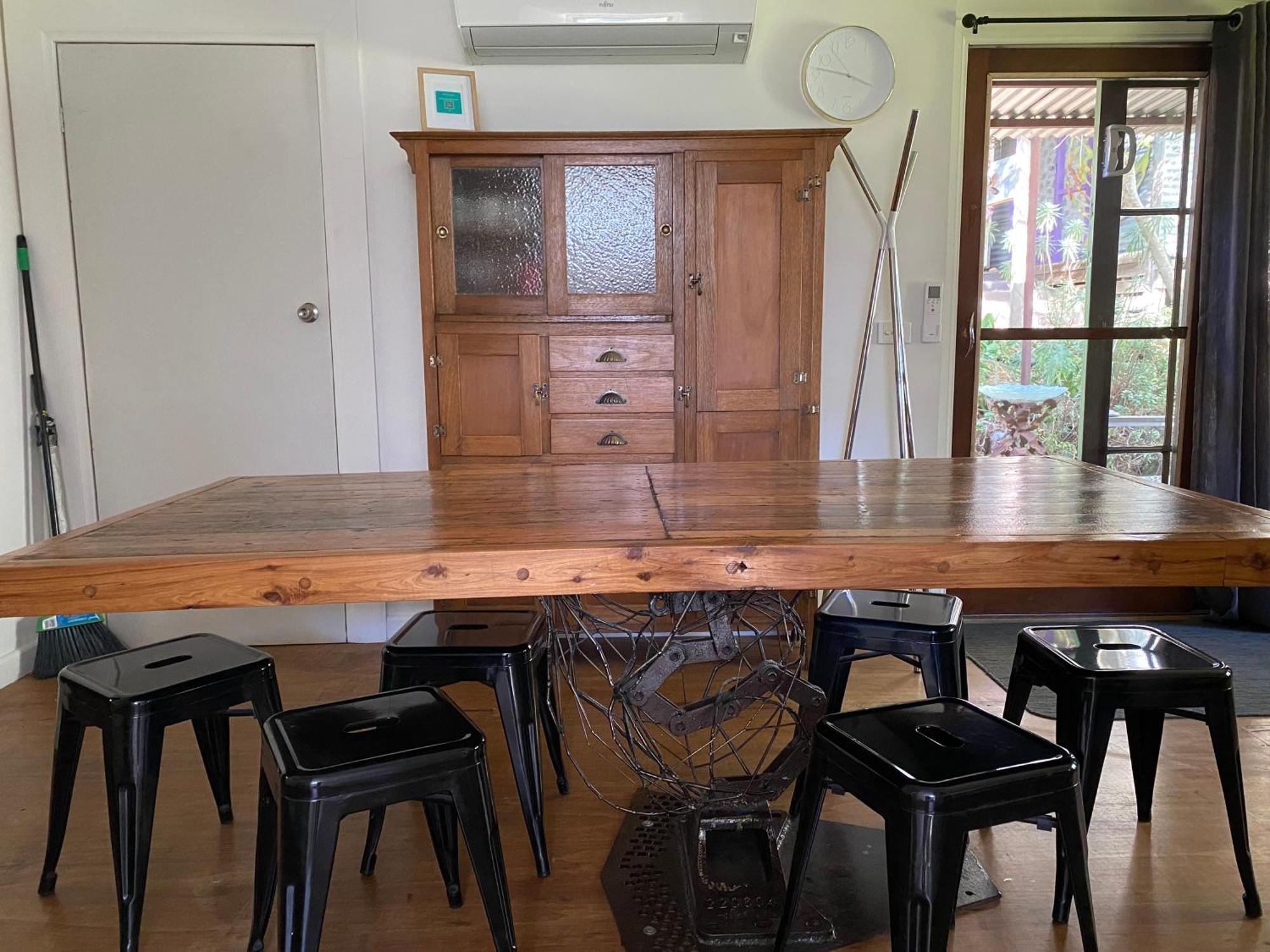 Sutton Spring Art Retreats Apartment Daylesford Room photo