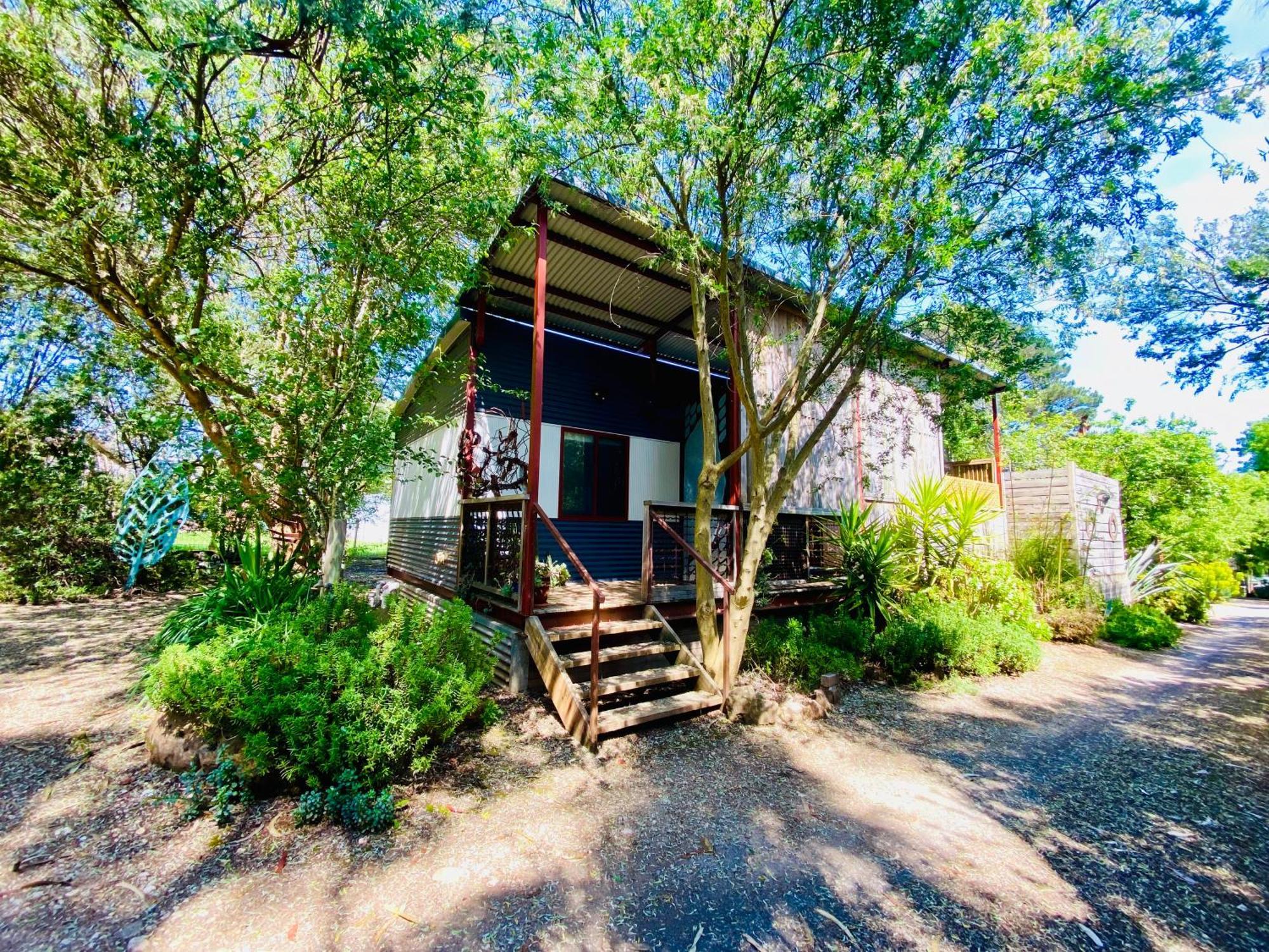 Sutton Spring Art Retreats Apartment Daylesford Exterior photo