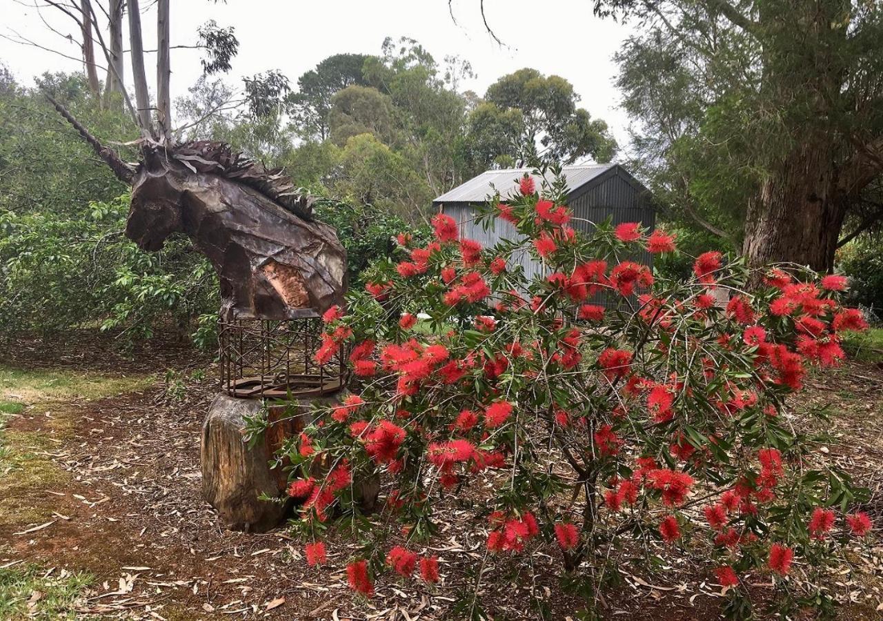 Sutton Spring Art Retreats Apartment Daylesford Exterior photo